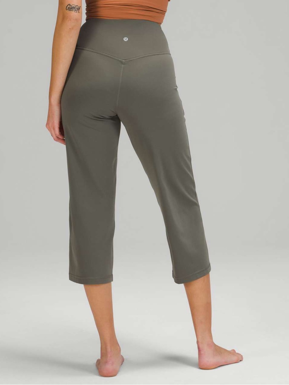 ✨ Lululemon Align Wide‎ Leg Super-High-Rise Crop 23" Grey Sage Size 2
